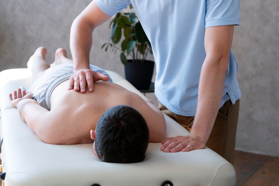 Acupressure Treatment in Dwarka